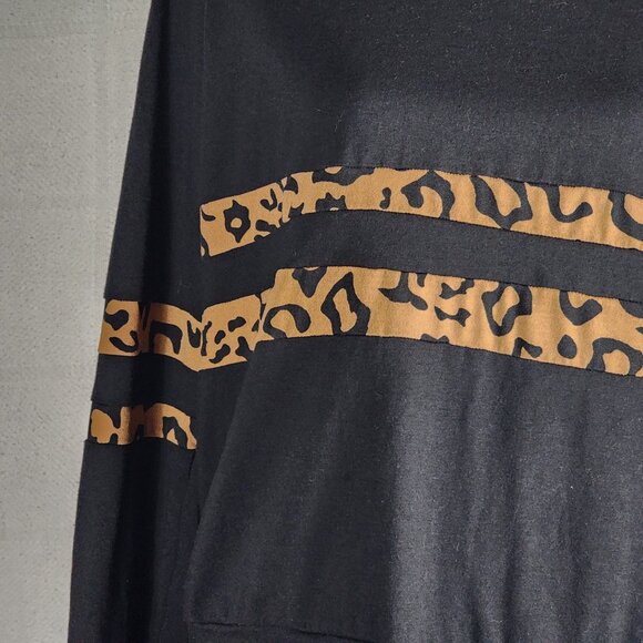 Tickled Teal Brand Black Animal Stripe Print LS Rayon Poly Span Pull Over Top M - Picture 5 of 16